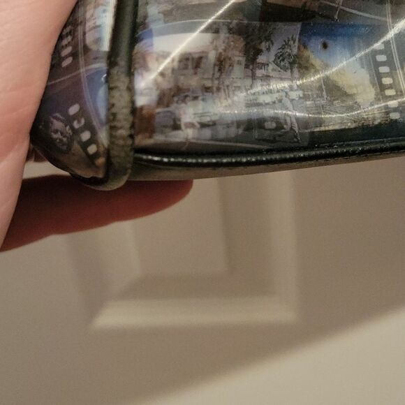 Relic cinema print image shift shoulder bag. - Picture 6 of 8